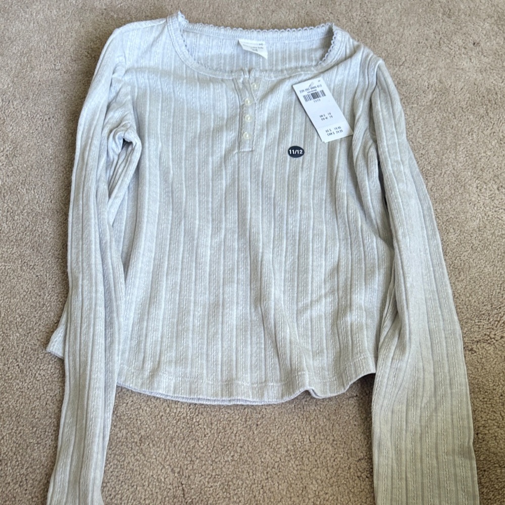 NET Abercrombie Kids Light Gray Ribbed Blouse